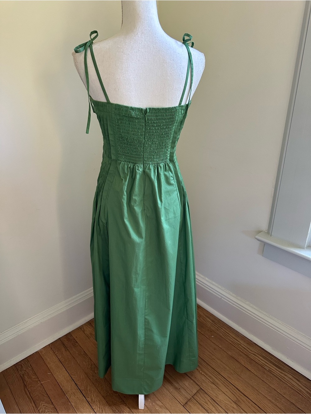 Tuckernuck Moon River Green Sleeveless Pleated Maxi Dress Medium - Picture 5 of 10